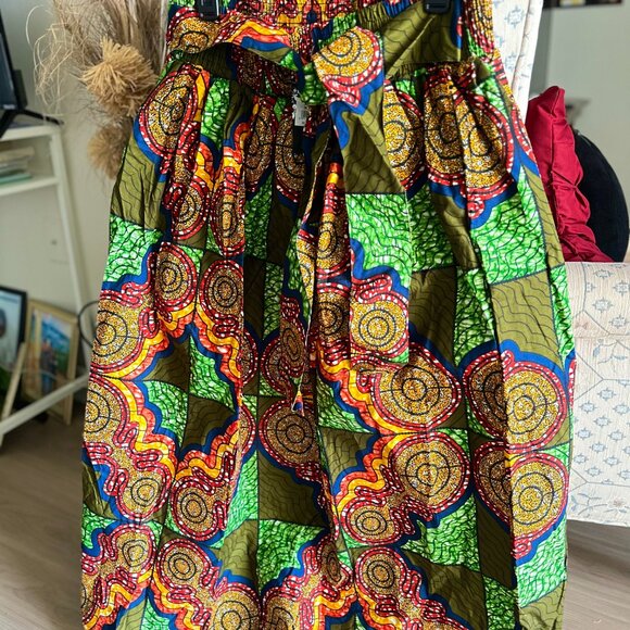 TRENDY, STYLISH, Multi-Colored African Print Circle & Skater Skirt! - Picture 4 of 6